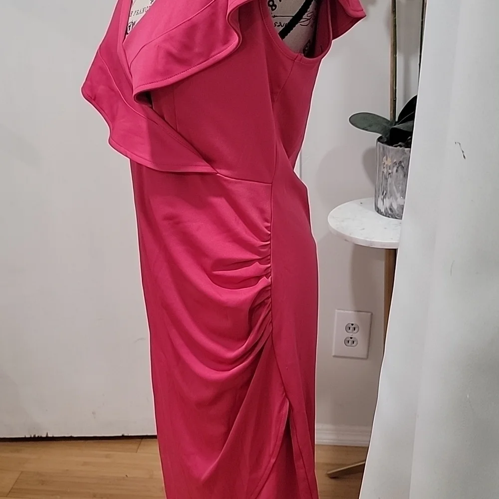 Barbiecore PINK V-NECK WITH RUSHED SIDE Sz.Large. C38 - Picture 3 of 4